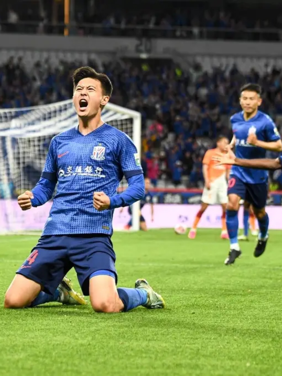 关于转会期亚冠焦点战,上海申花主帅复盘,压力陡增,纪律约束更严格的信息 关于转会期亚冠焦点战,上海申花主帅复盘,压力陡增,纪律约束更严格的信息