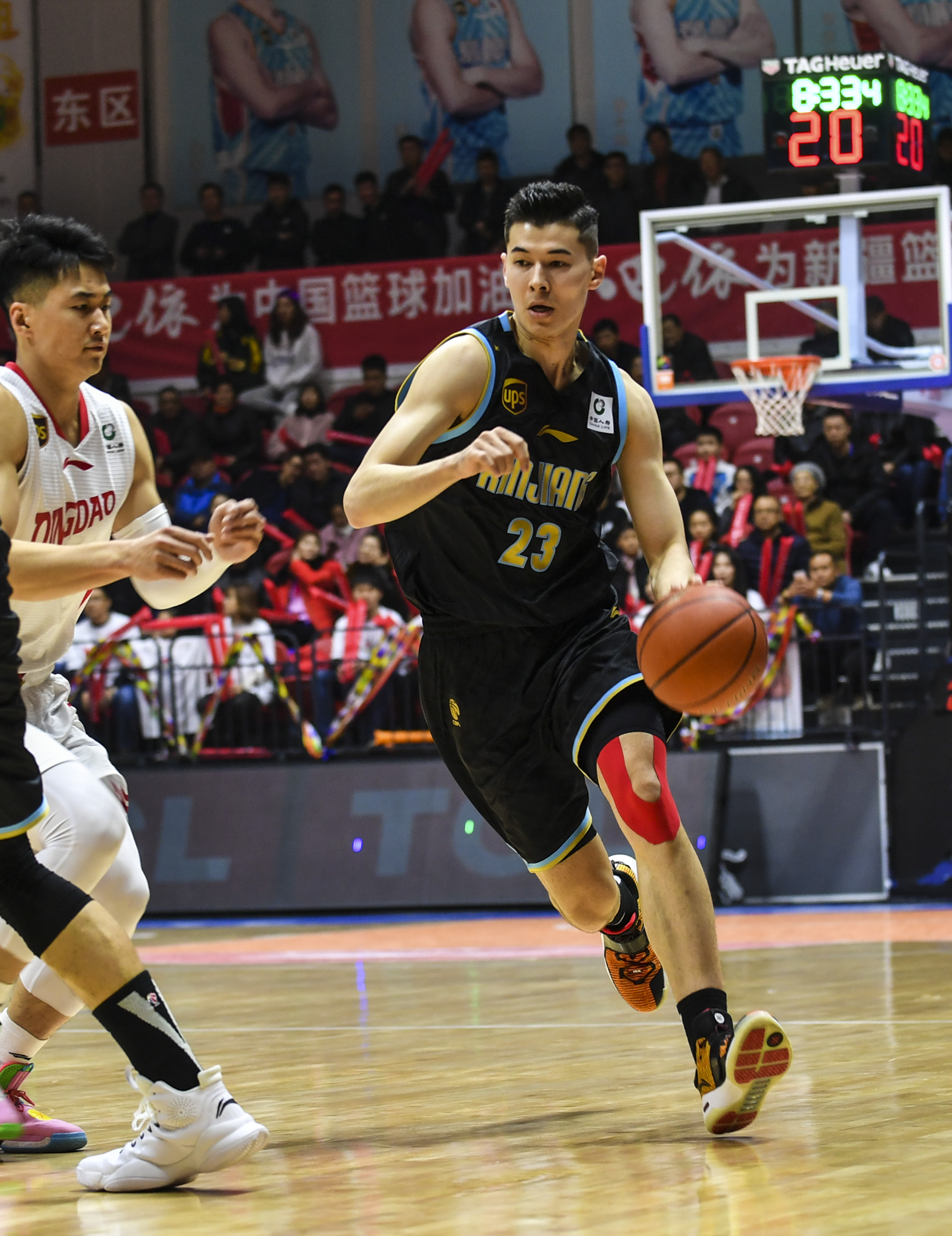 包含新疆广汇内部会议纪要流出——转会期回应争议，欧超杯使命明确，轮换策略成焦点的词条